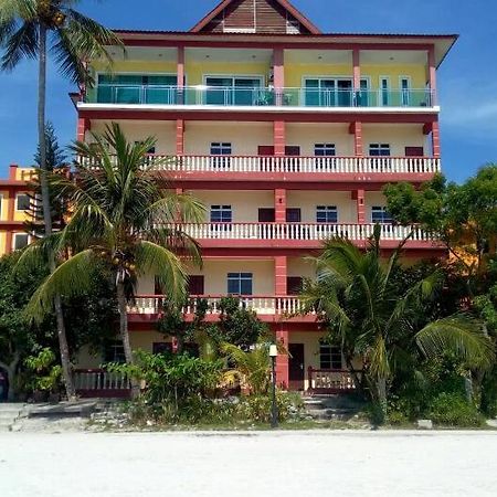 Melati Tanjong Beach Resort Pantai Cenang  Exterior foto